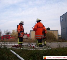 Stützpunktübung: Großbrand in Aldingen Firma Kieninger Uhrenfabrik